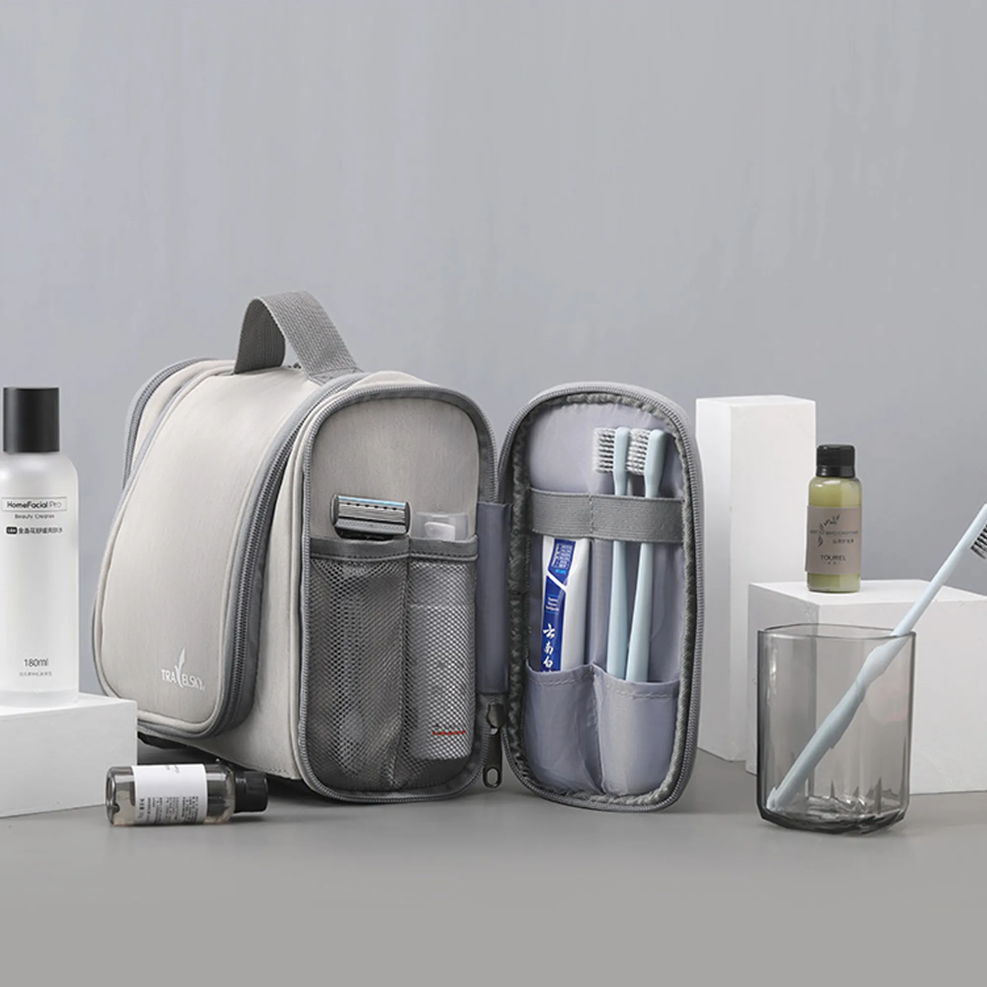 Large Capacity Travel Cosmetic Bag 4