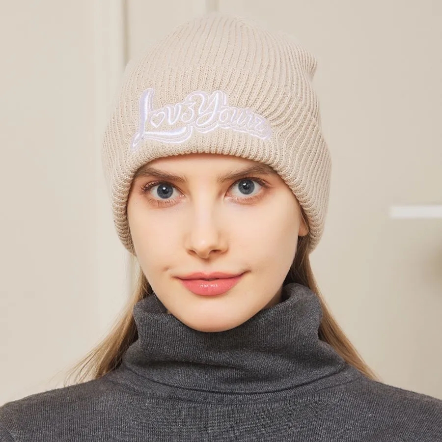 Aesthetic Acrylic Beanies 19
