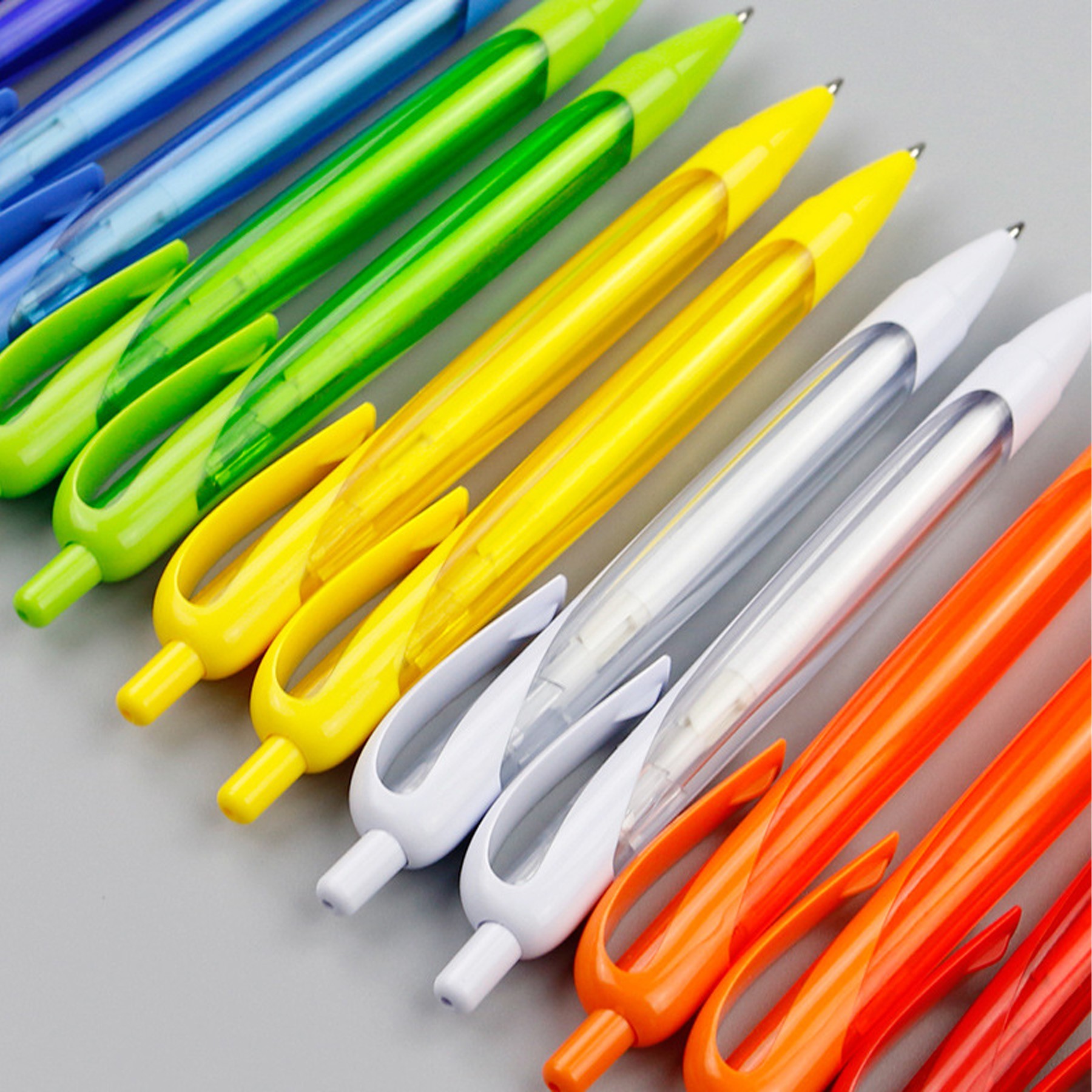 Plastic Ballpoint Pen Individual And Creative 2
