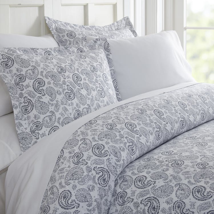 Bed Sheet Sets - Navy Paisley Cali King 4 Piece 2
