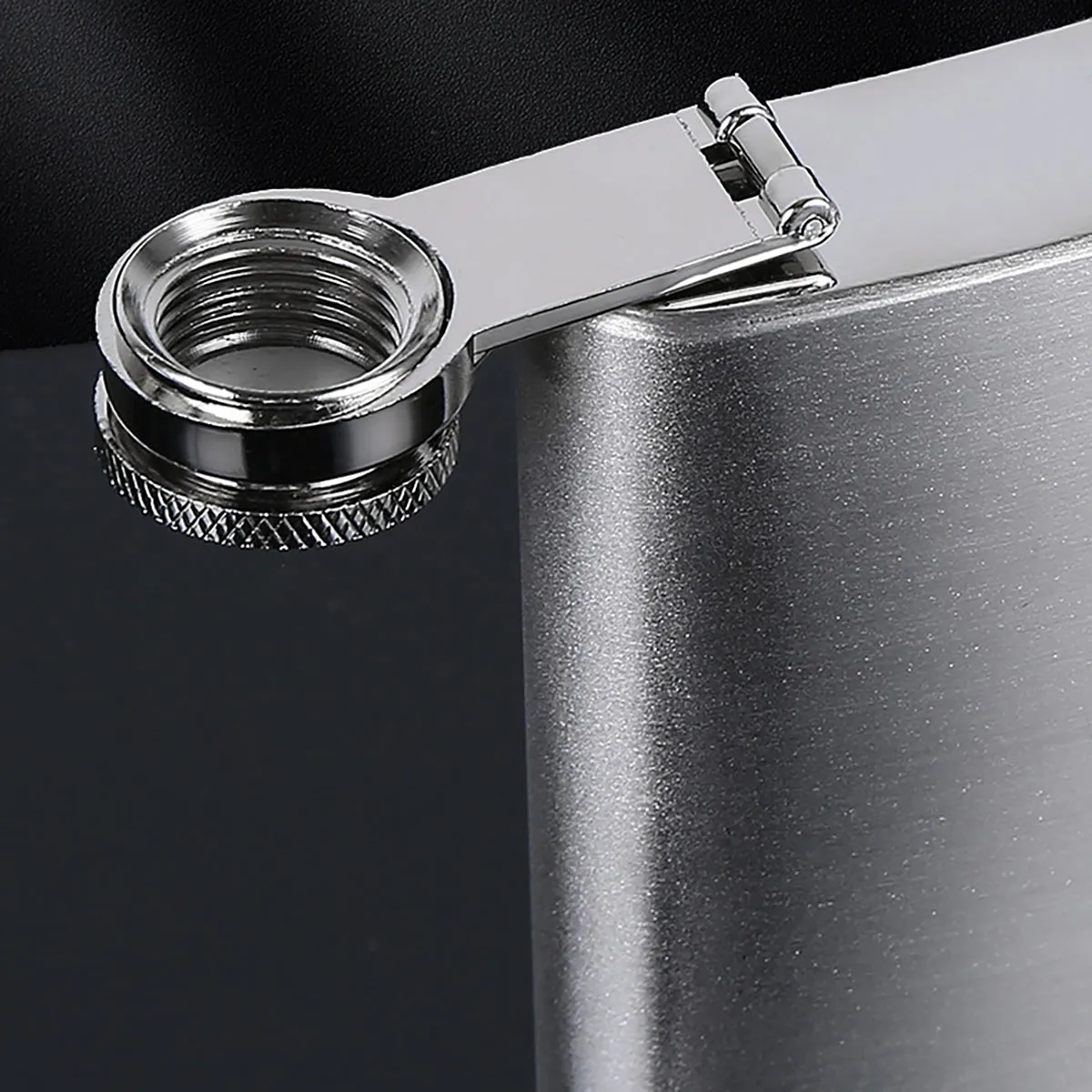 1oz Portable Mini Pocket Camping Hip Flask with Keychain 5