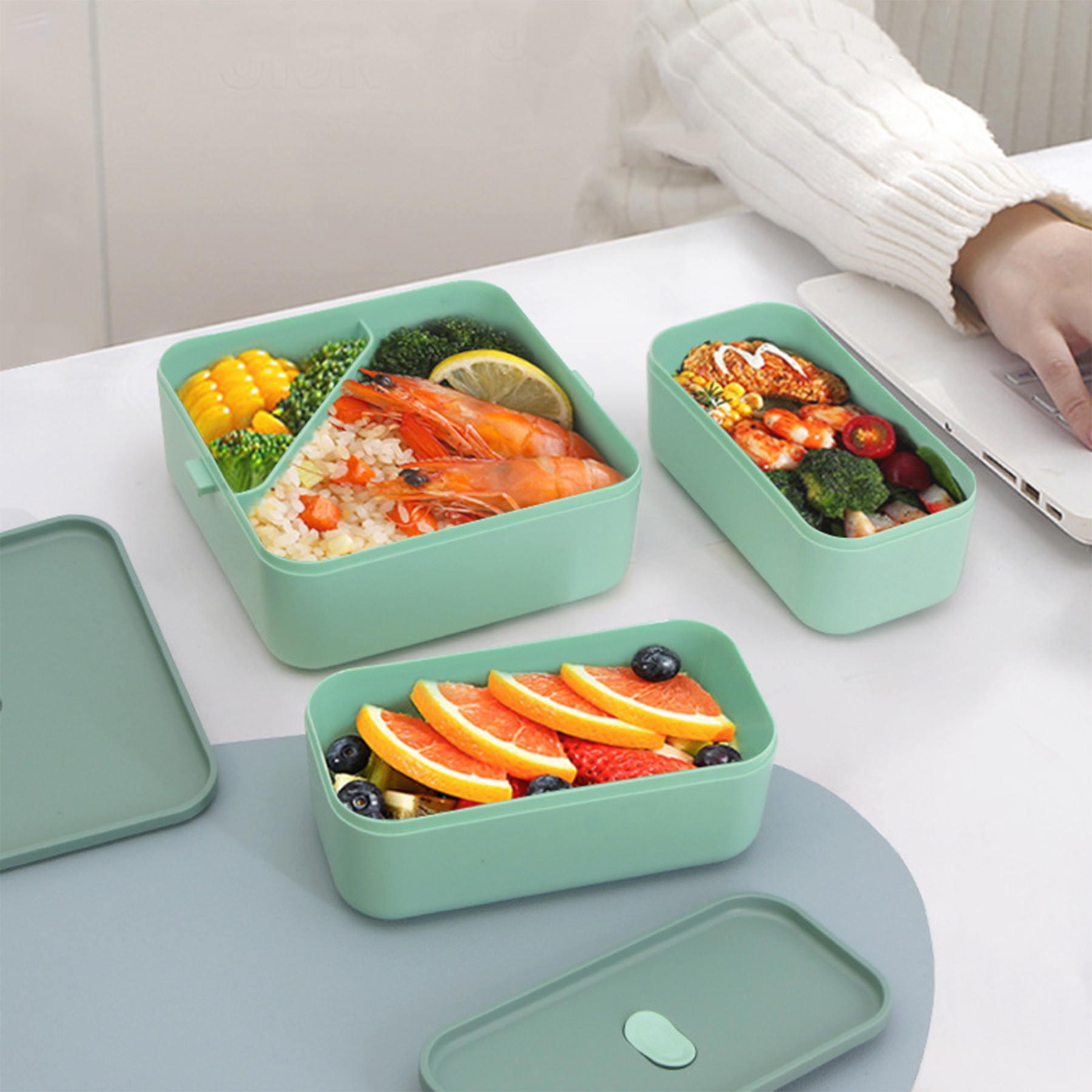 2-Layer Separable Lunch Box With Cutlery 5