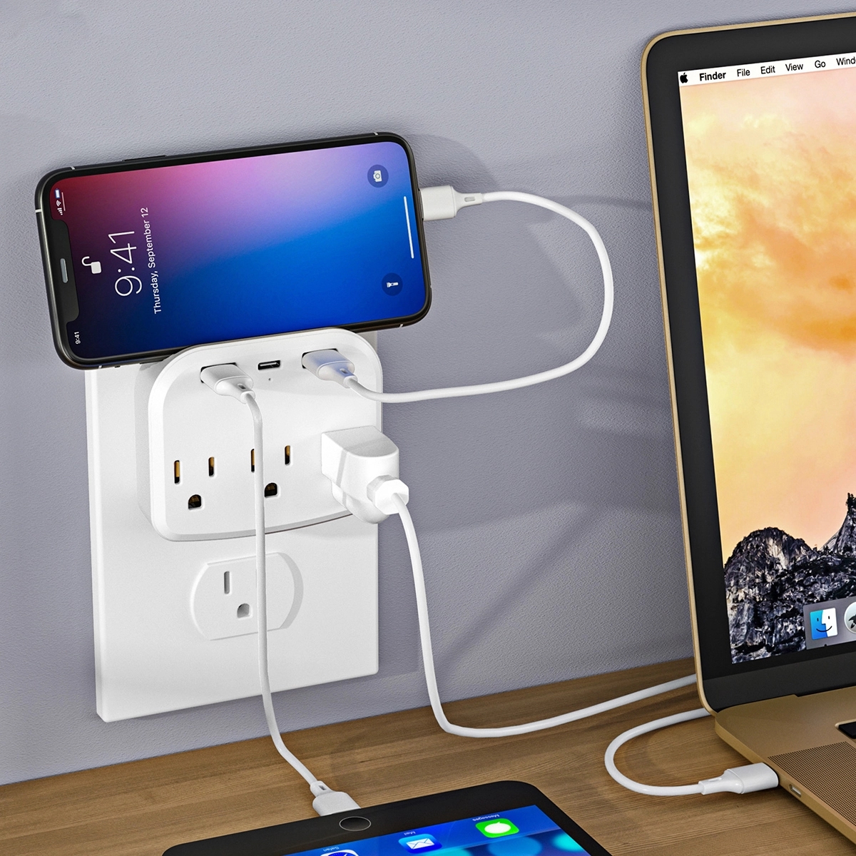3-Outlet Extender With 3 Usb Power Strip 2
