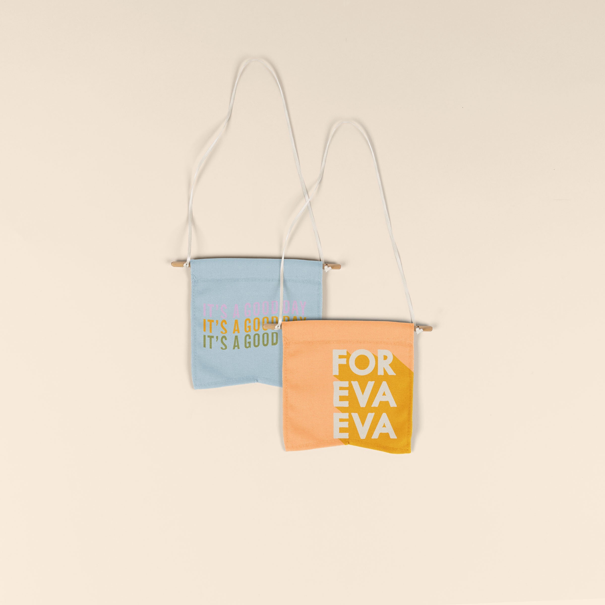 WALLFLOWER SMALL - COLORED CANVAS