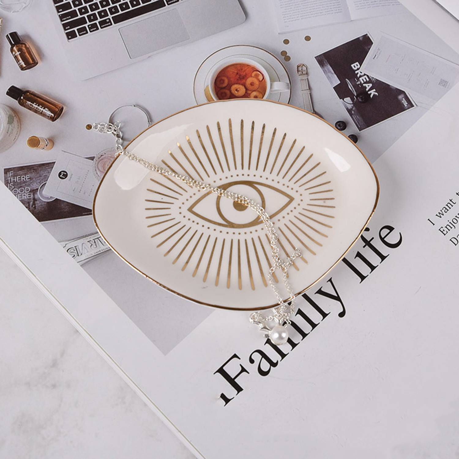 Small Decorative Ceramic Jewelry Tray 1