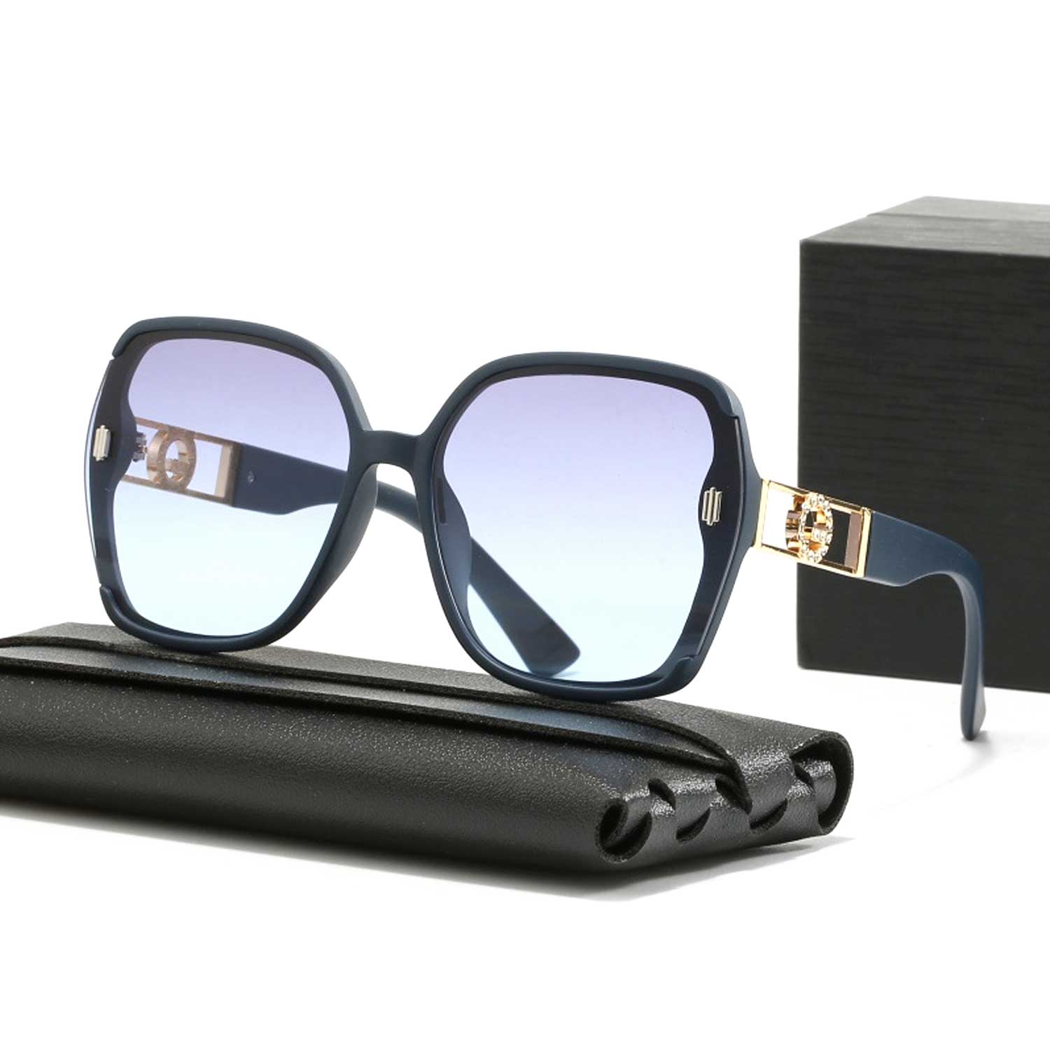 Chic UV Shades – Oversized Trendy Sunglasses 8