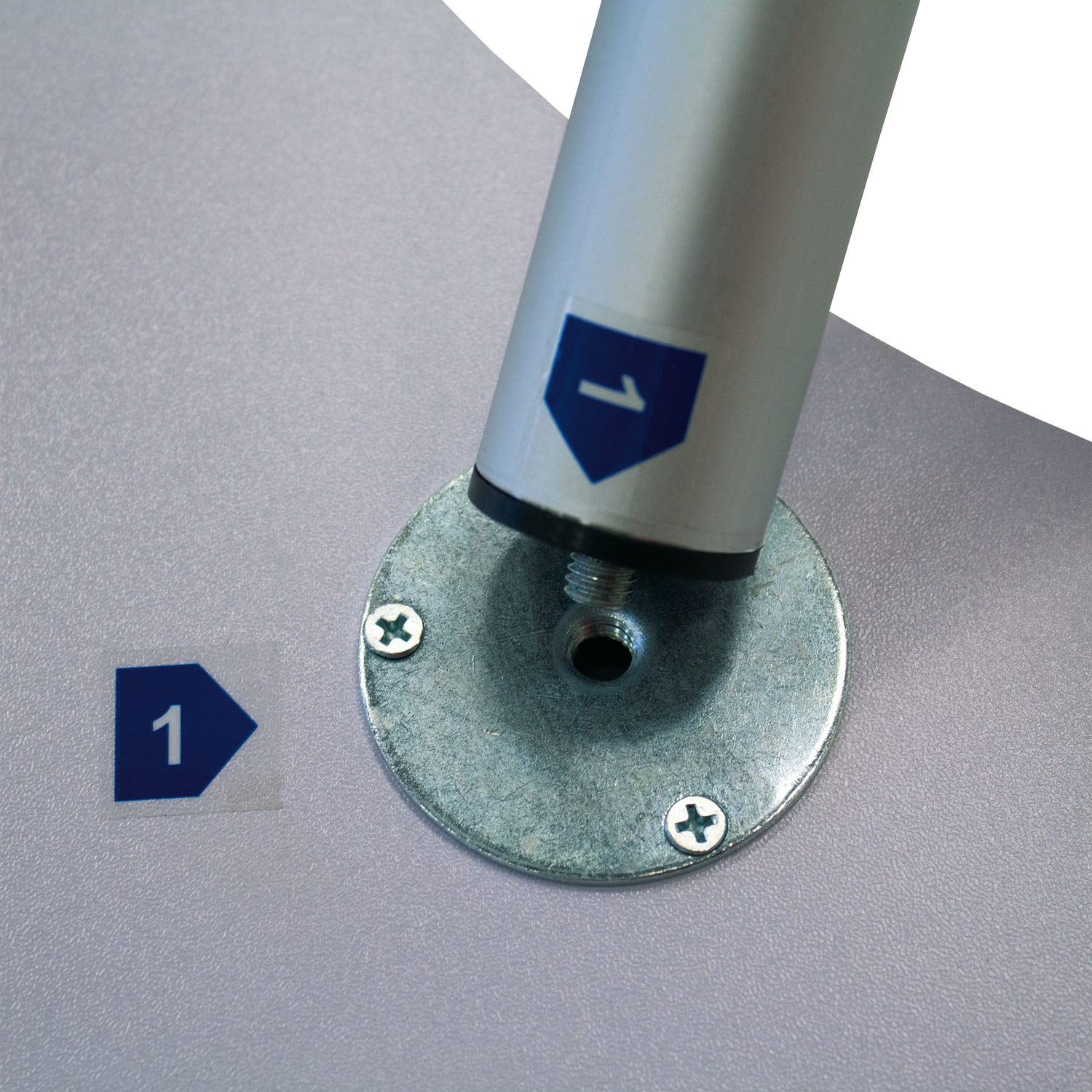 Impress Oval Counter Hardware 3
