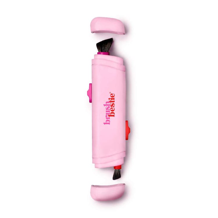 Brush Bestie 4-in-1 Retractable Makeup Brushes 1