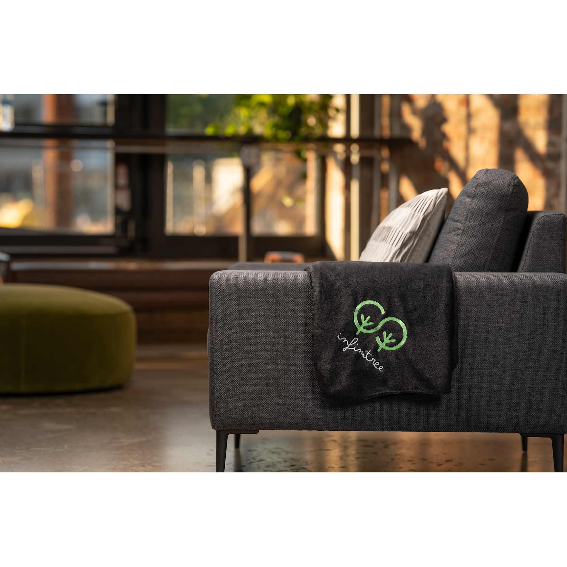 100% Recycled PET Fleece Blanket with RPET Pouch 74