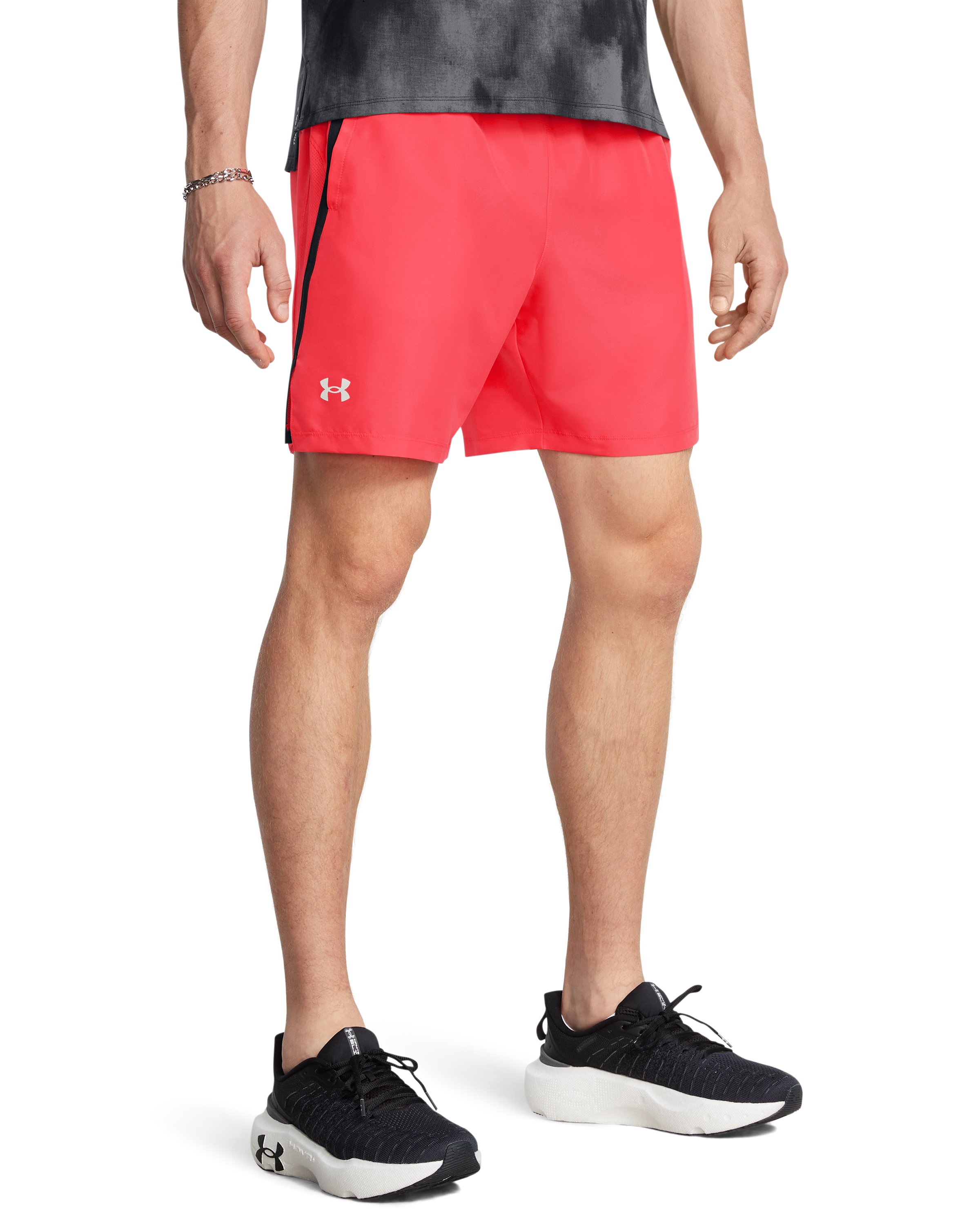 UA Launch Men's 7 Shorts 15