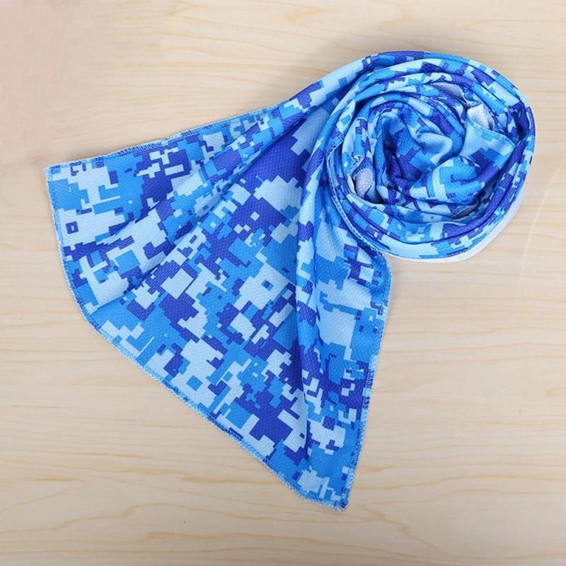 Camouflage cooling towel with CARABINER CASE 4