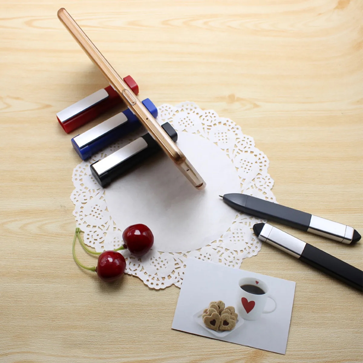 Functional tool pen with mobile phone holder and screwdriver 8