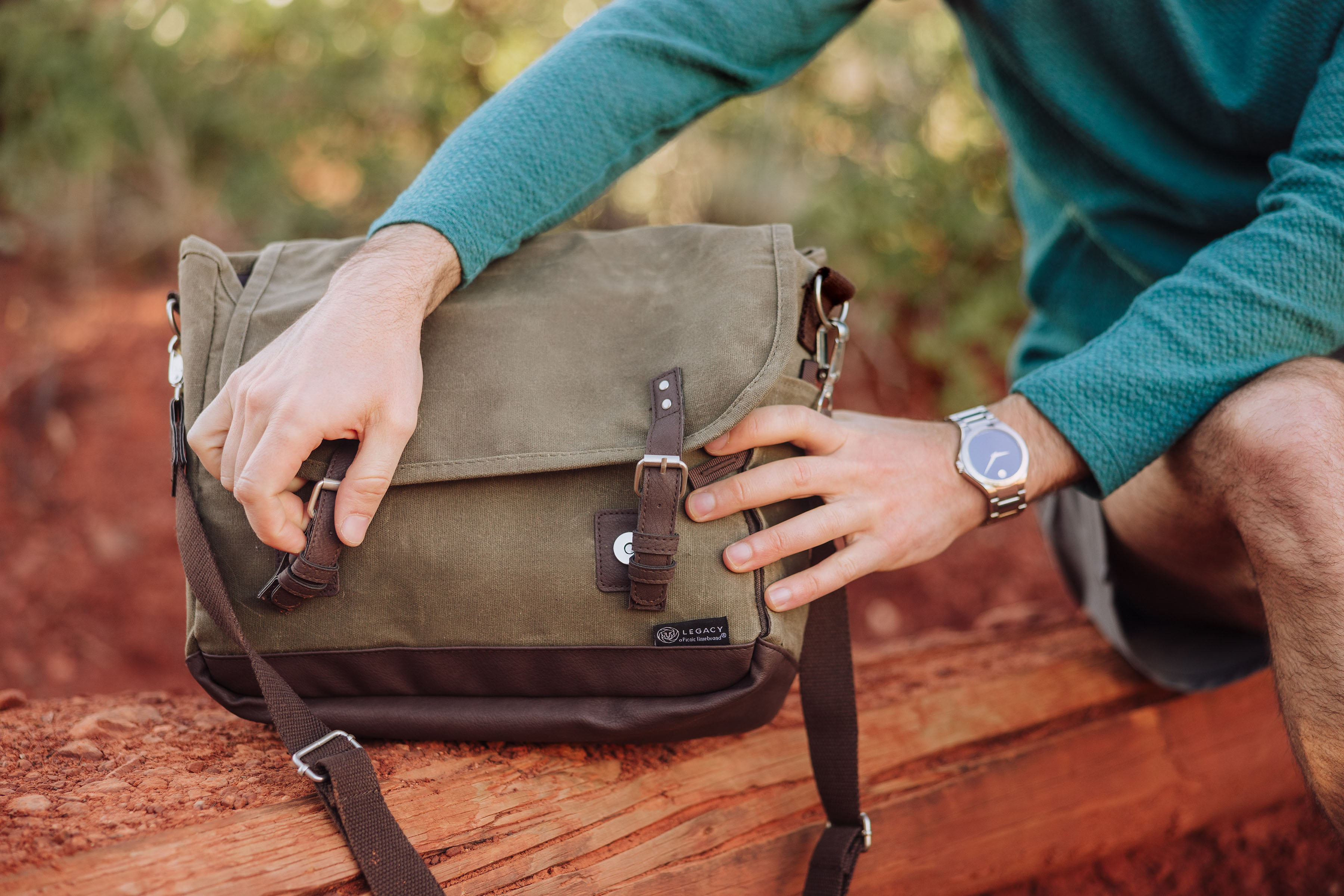 Adventure Wine Tote 8