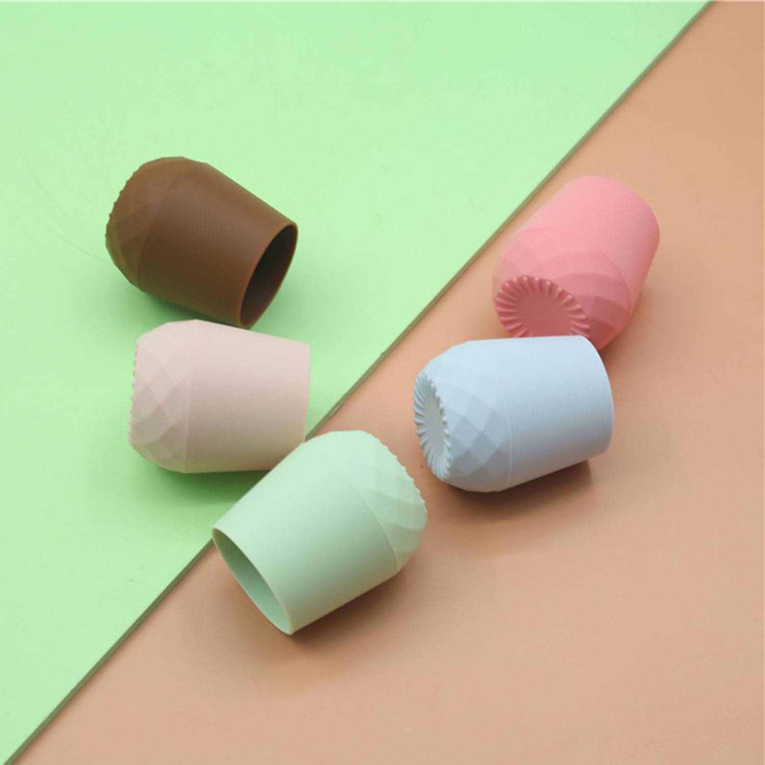 Food grade children's silicone anti-fall water cup 3