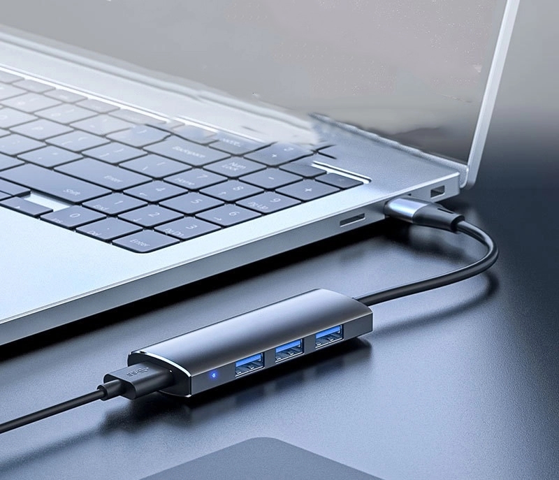 4 In 1 Multi-Function Usb C Hub 3