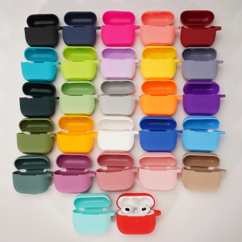 Silicone Earphone Case With Carabiner 6