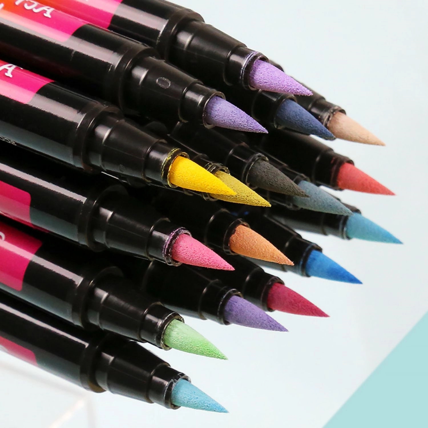Acrylic Paint Pen Marker With Soft Tip 2