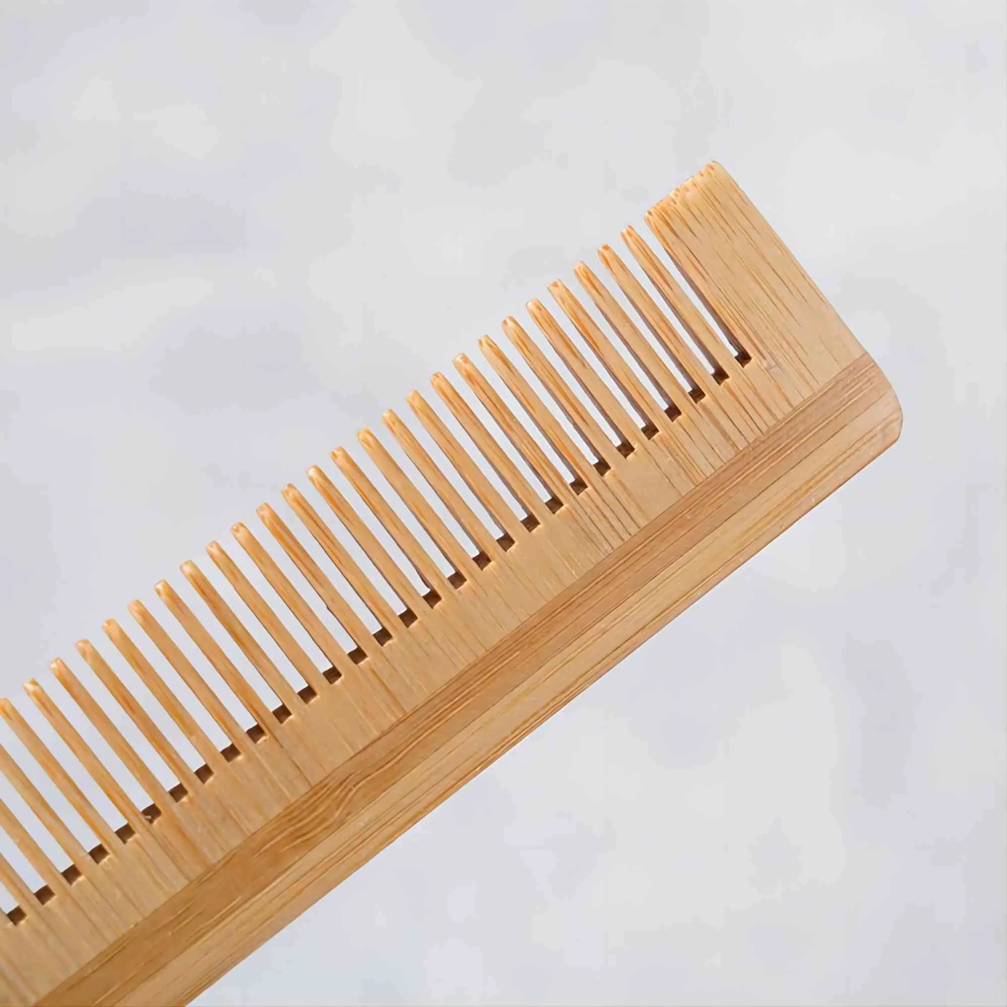 Disposable Bamboo Comb 2
