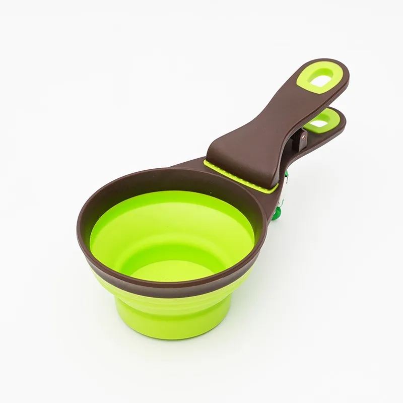 Pet Folded Scoop Dog Cat Sealing Clip Cup 6