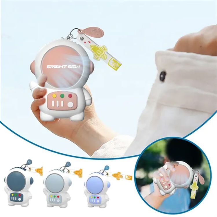 Astronaut Keychain Mini USB Bladeless Fan 1