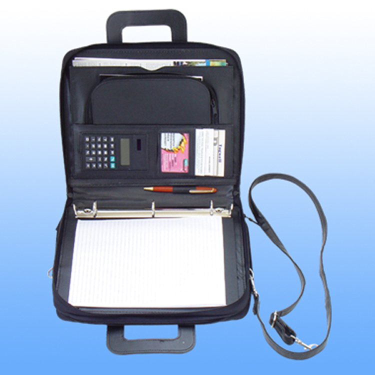 Ultimate Zippered Padfolio 2