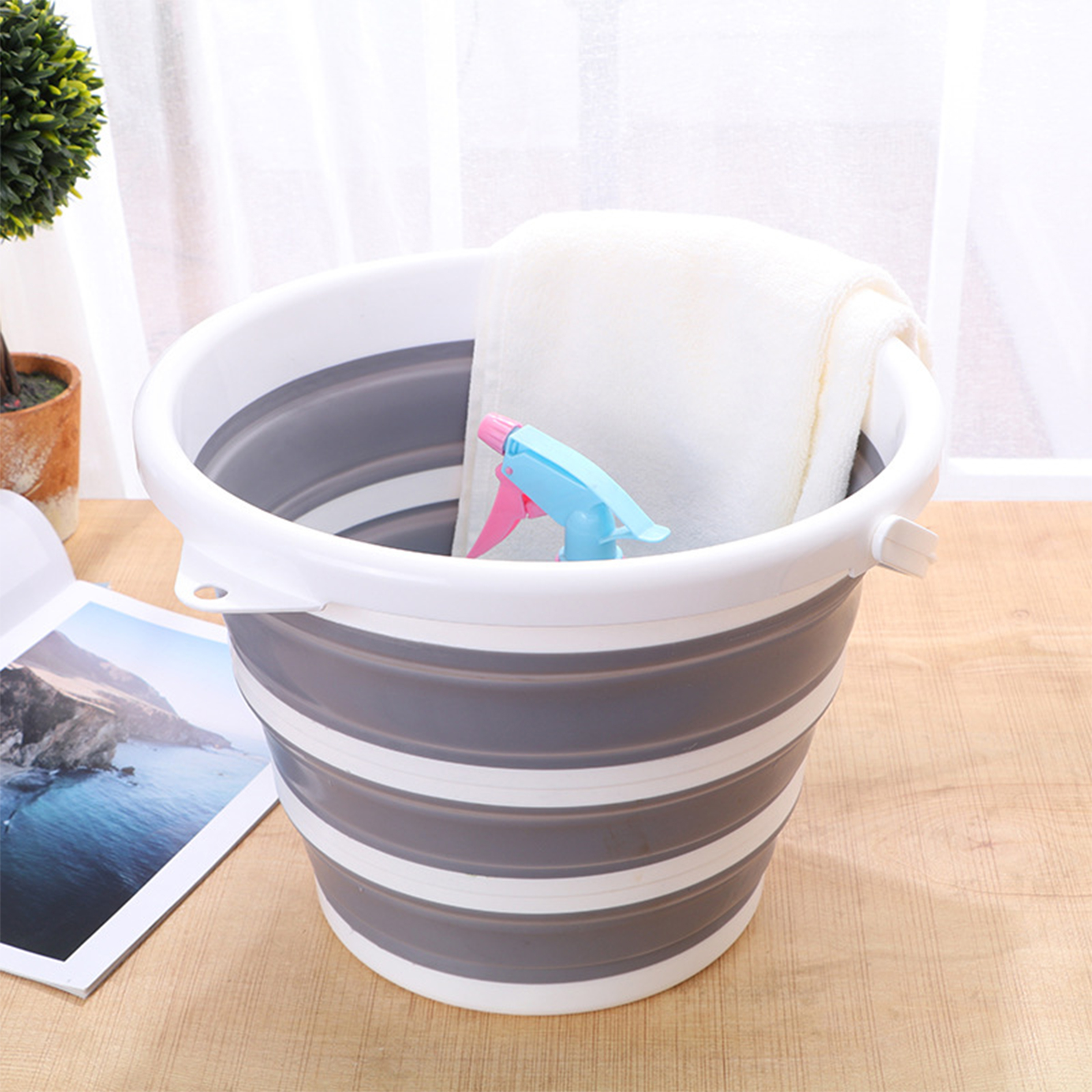 Plastic Outdoor Camping Folding Bucket 2