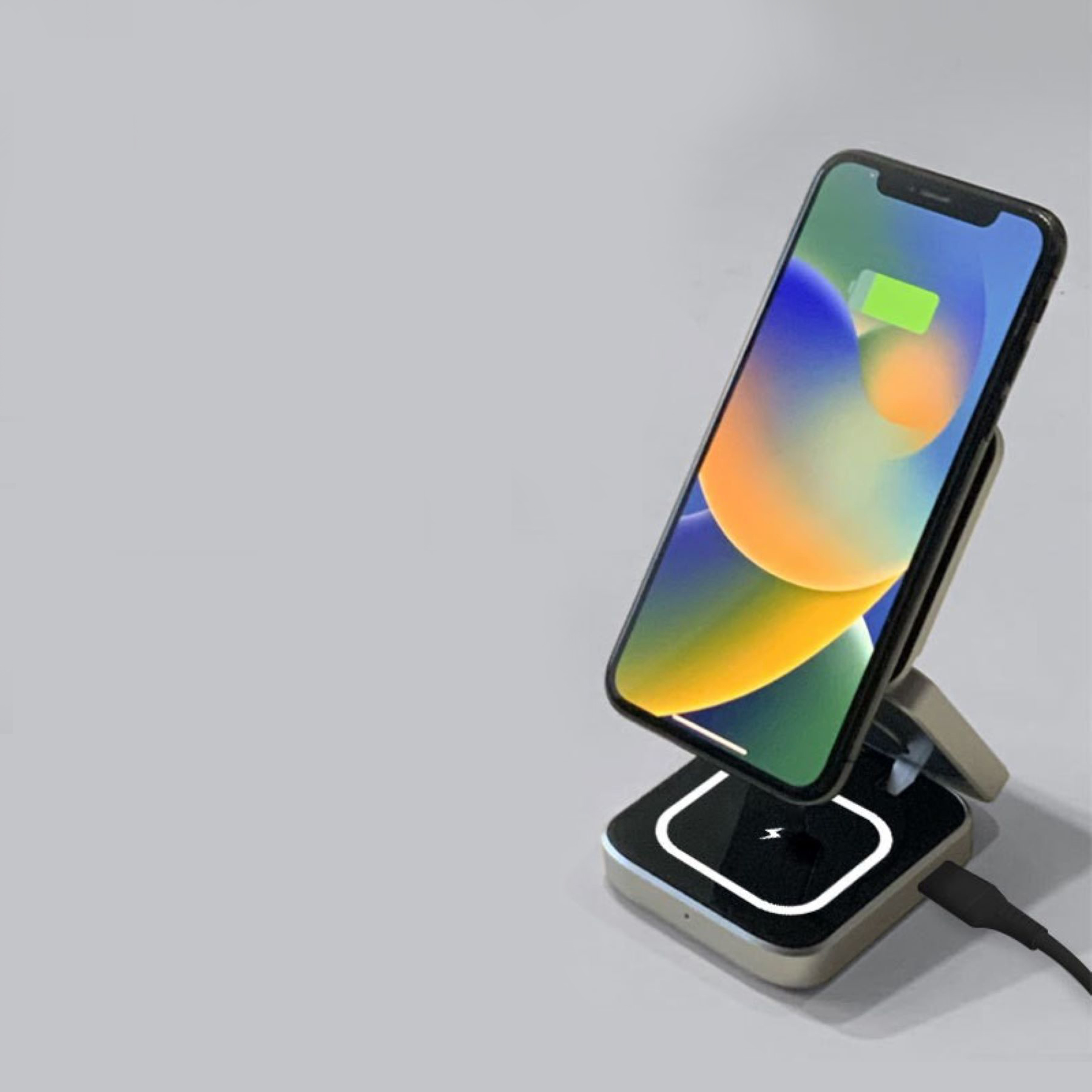 Compact Folding 3 In 1 Wireless Charger 5