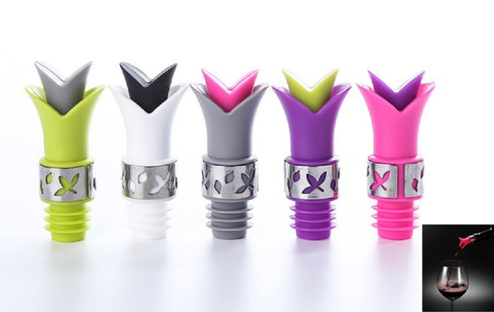 Tulip Shaped Silicone Wine Stopper and Pourer 1