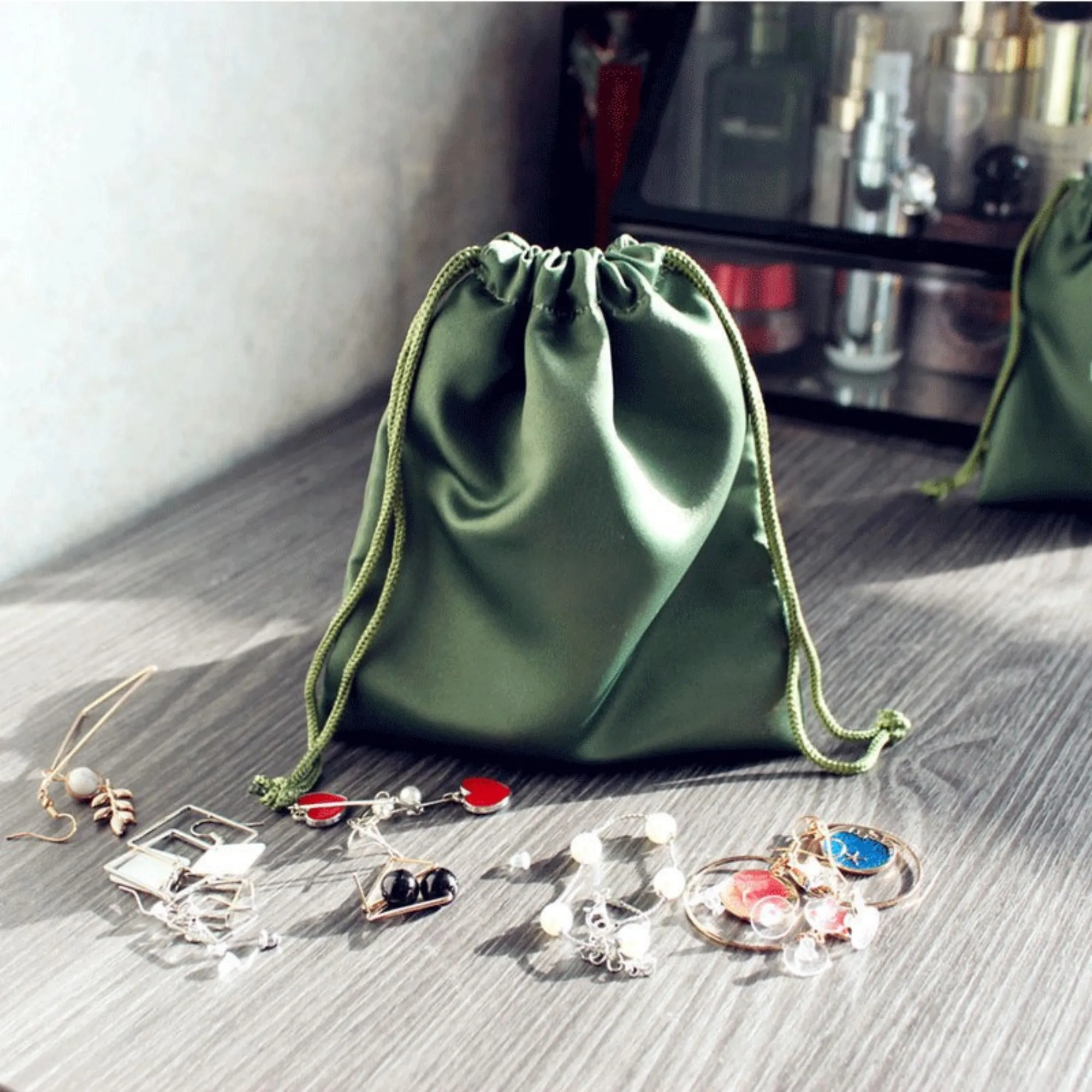 Custom satin drawstring jewelry bag 4