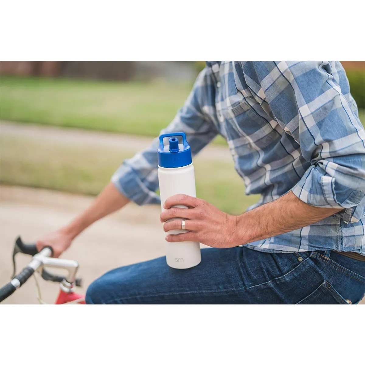Simple Modern Vacuum Insulated Water Bottle With Straw Lid 7