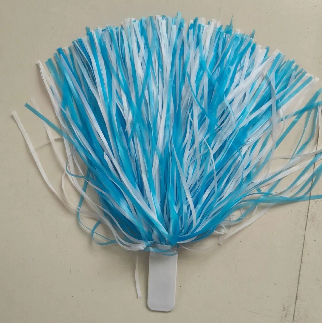 Two Tone Pom-Poms 4