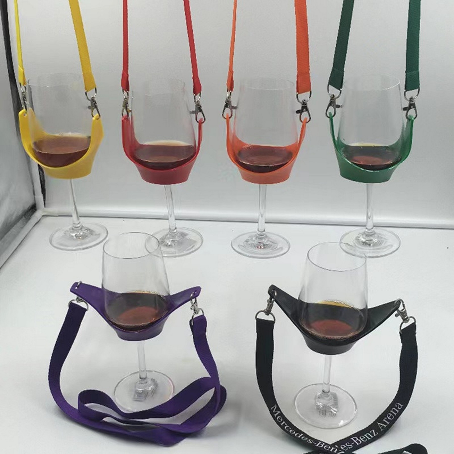 Wine holder necklace 2
