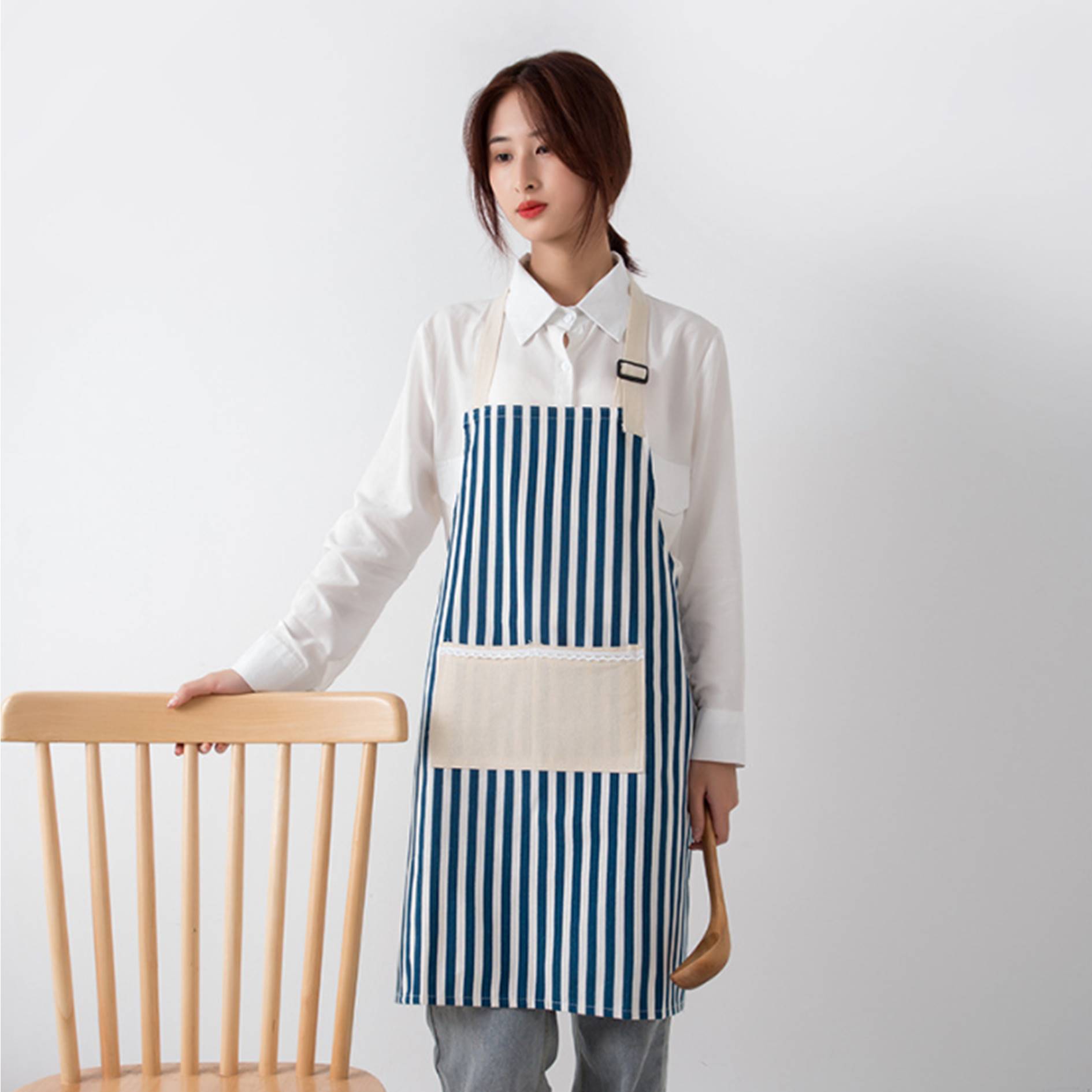 Cotton And Linen Cooking Apron 2