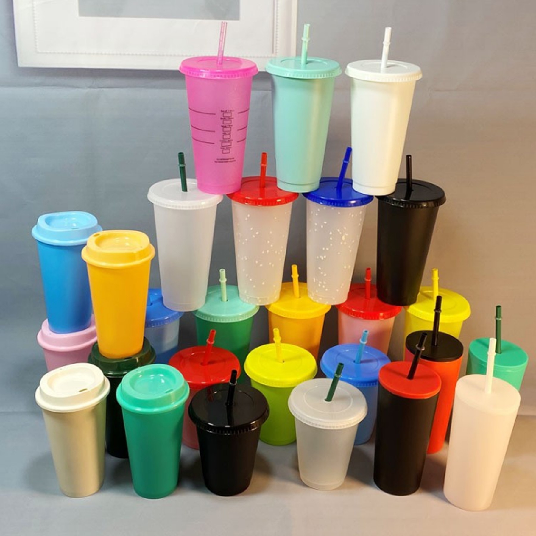 24oz Cryochromic Cup With Straw 4