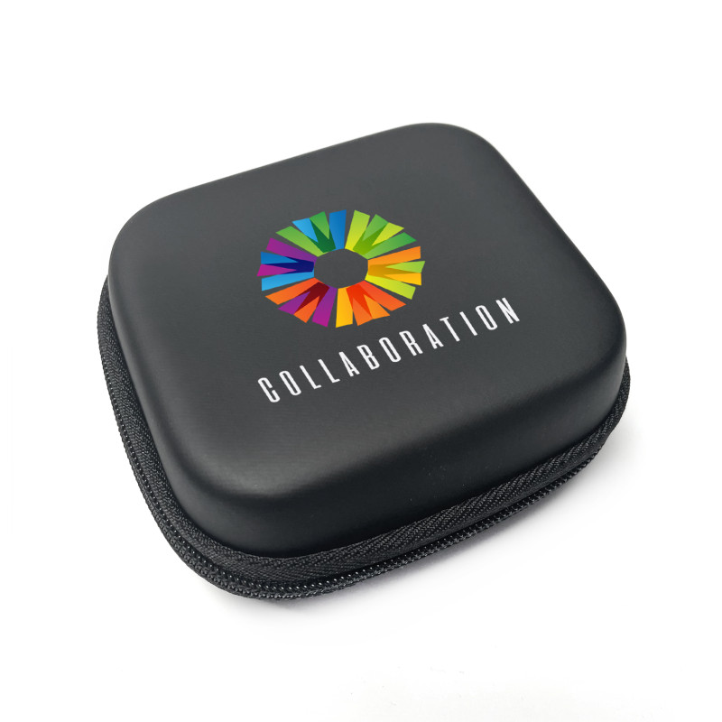 Chi-Charge Snap and Wall Charger in Zipper Case 6