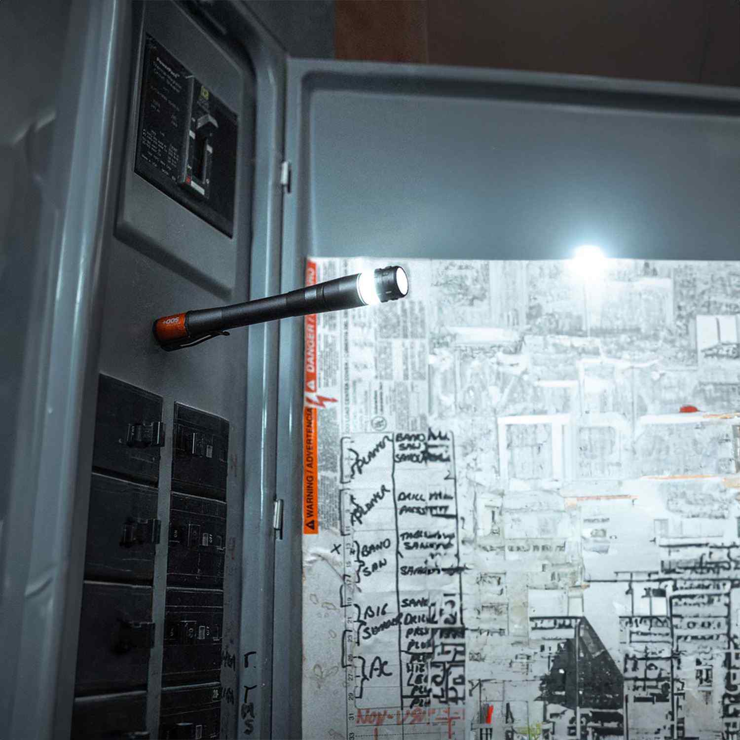 NEBO® Inspector 500+ Flex 11