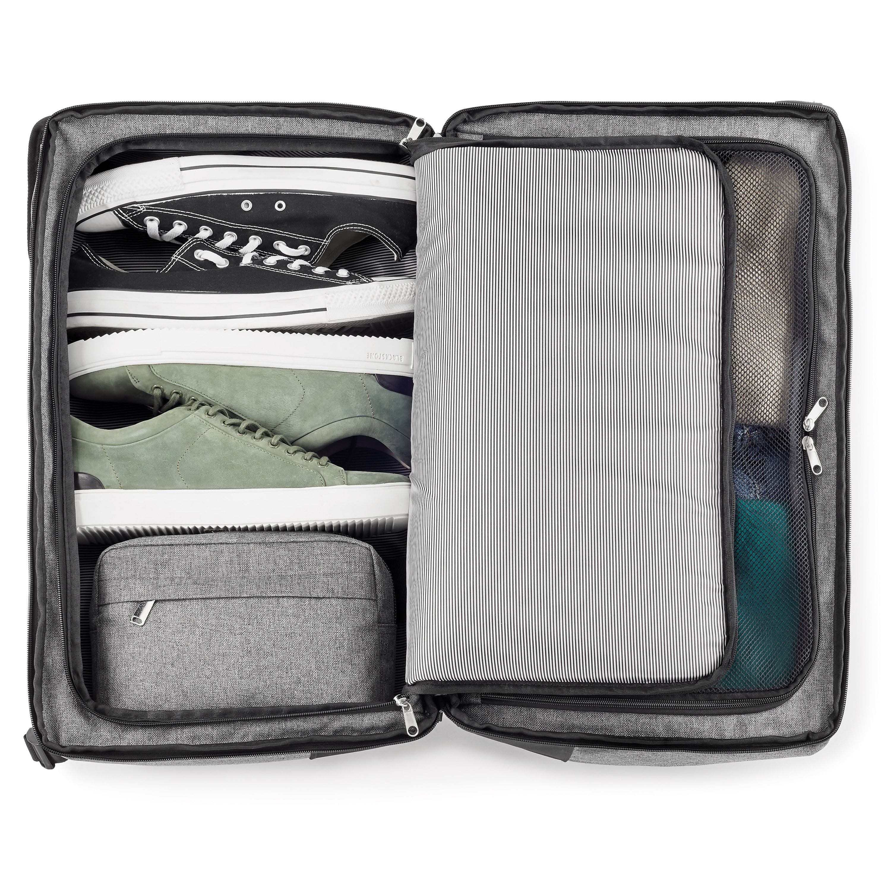 Nomad must haves weekender duffle-backpack