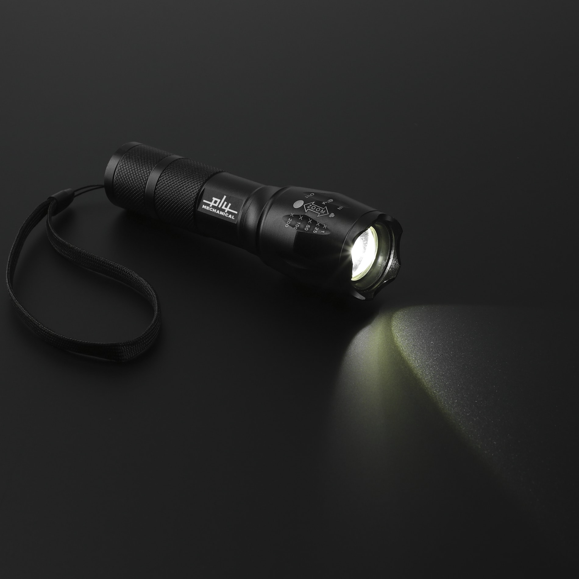 High Performance 500 Lumen Flashlight 32