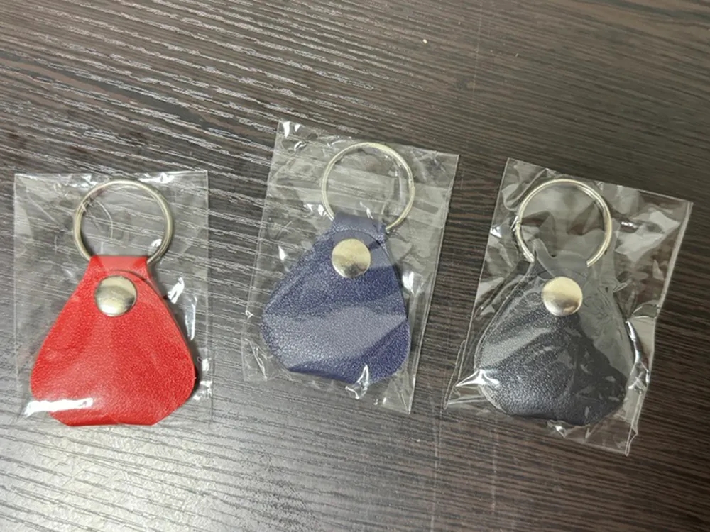 Triangle Leather Case Keychain for Guitar Pick 8