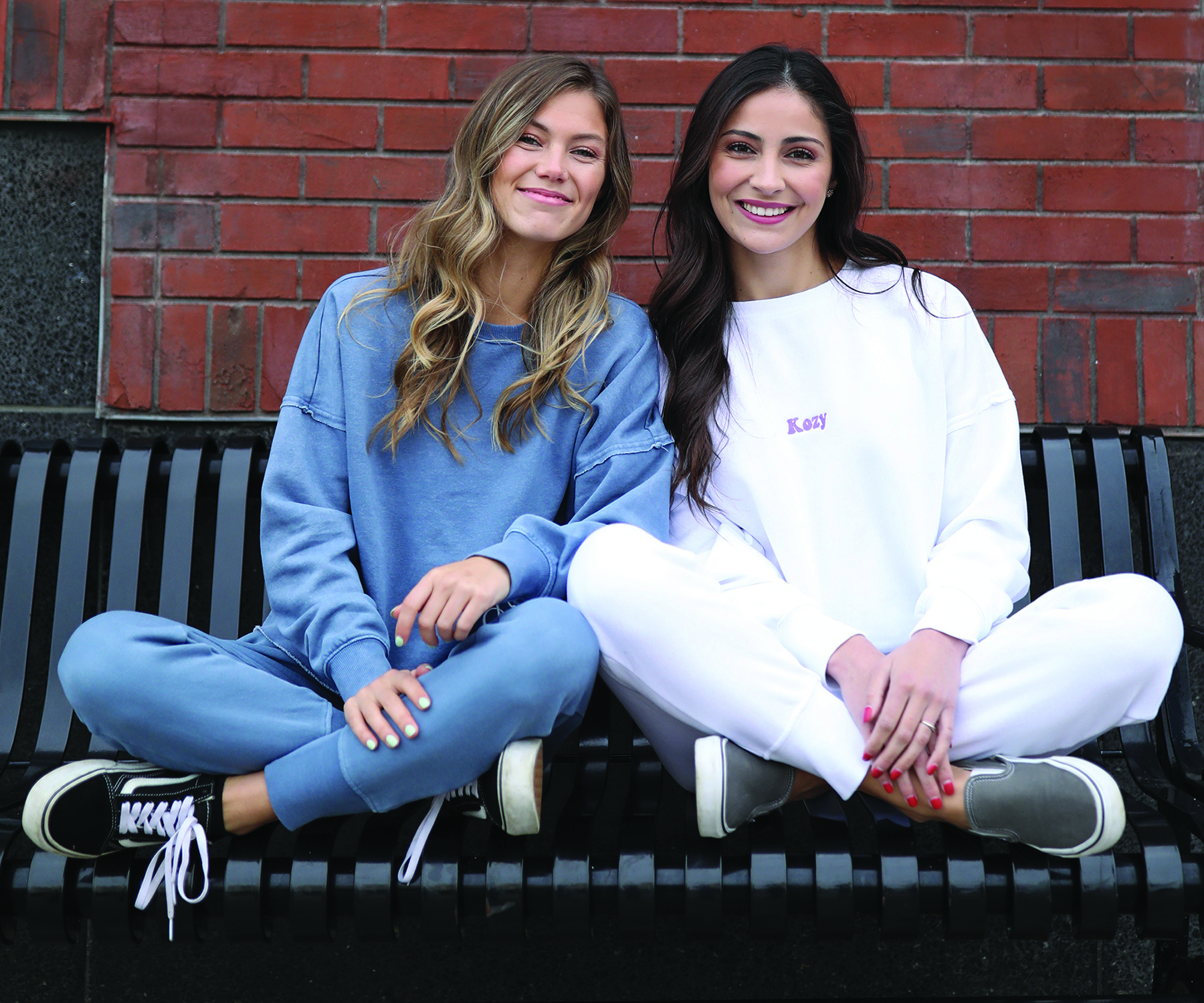 Women’s Clifton Distressed Joggers 33