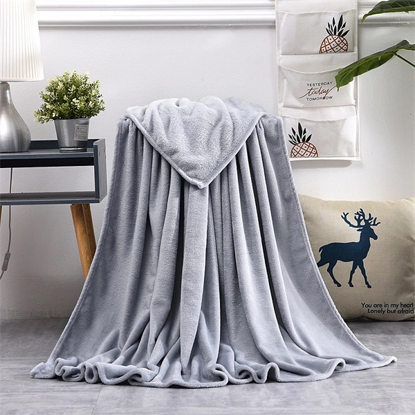 Fleece Microfiber Throw Blanket 3