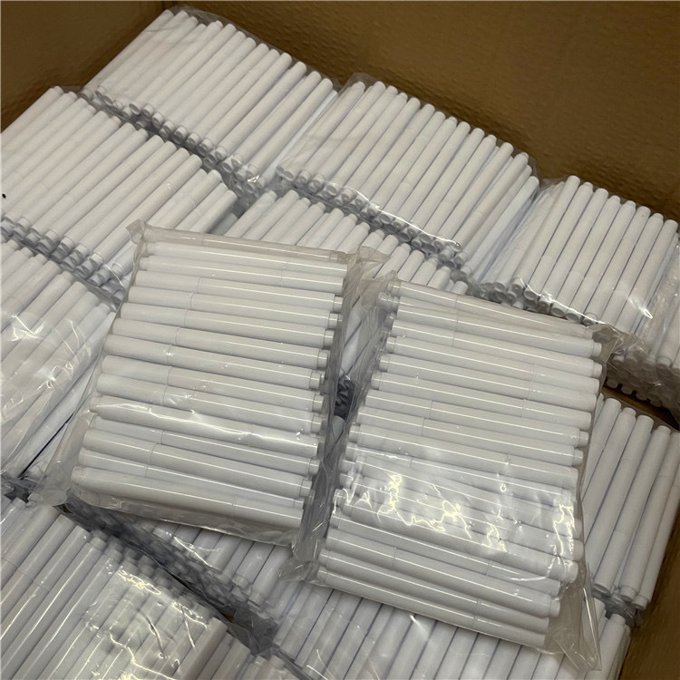 White Liquid Chalk Marker 1