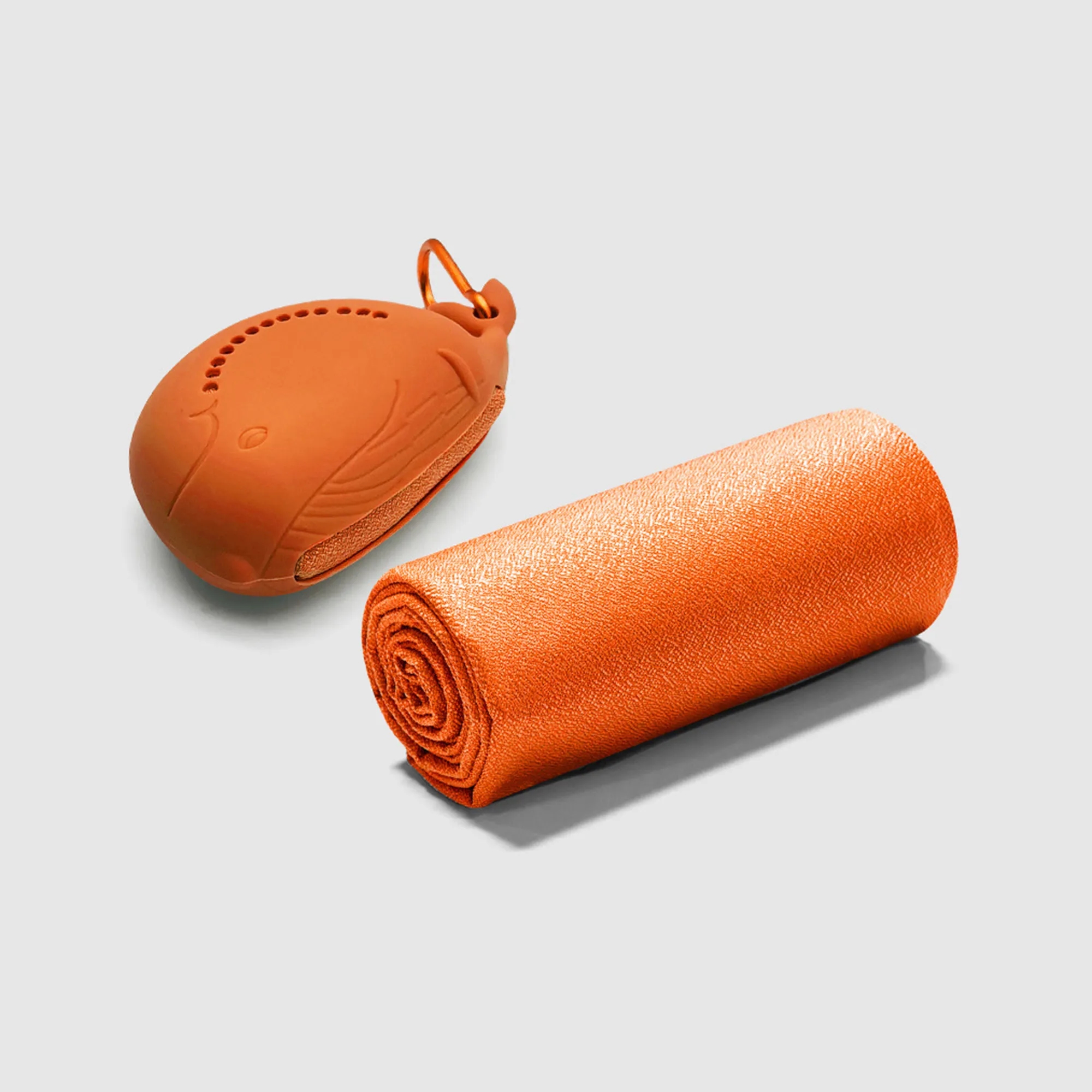 Whale Shape Quick Dry Cooling Sports Towel With Case 8