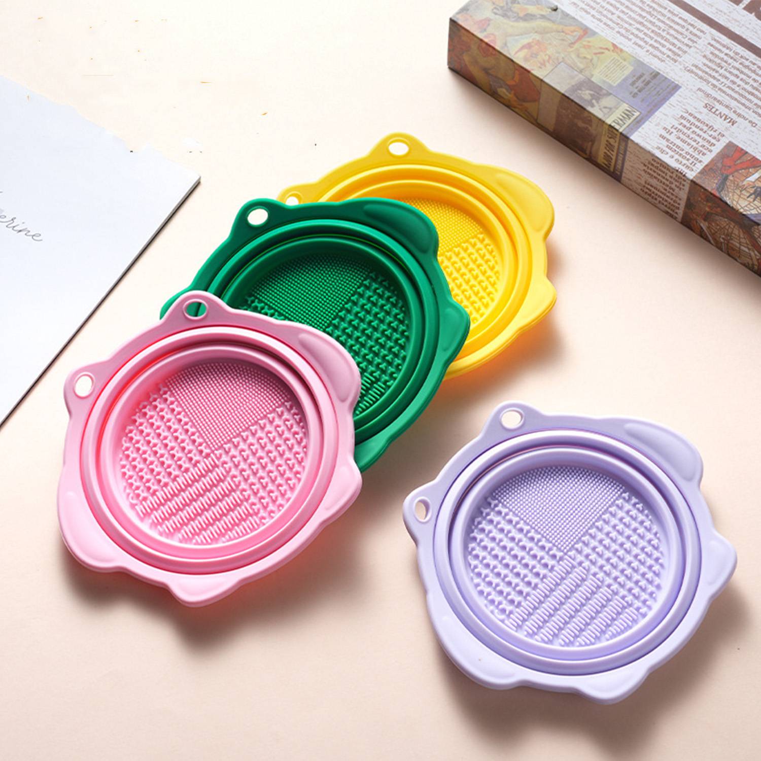 Silicone Makeup Brush Cleaner Bowl Portable Cleaning Tool 8