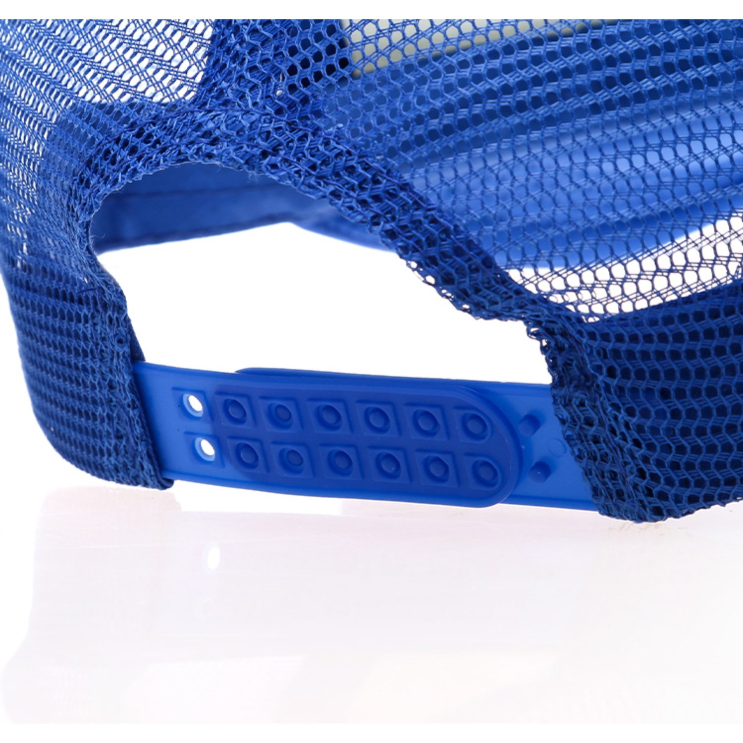 Trucker Caps w/ Mesh back & plastic snapback 100% Polyester 6