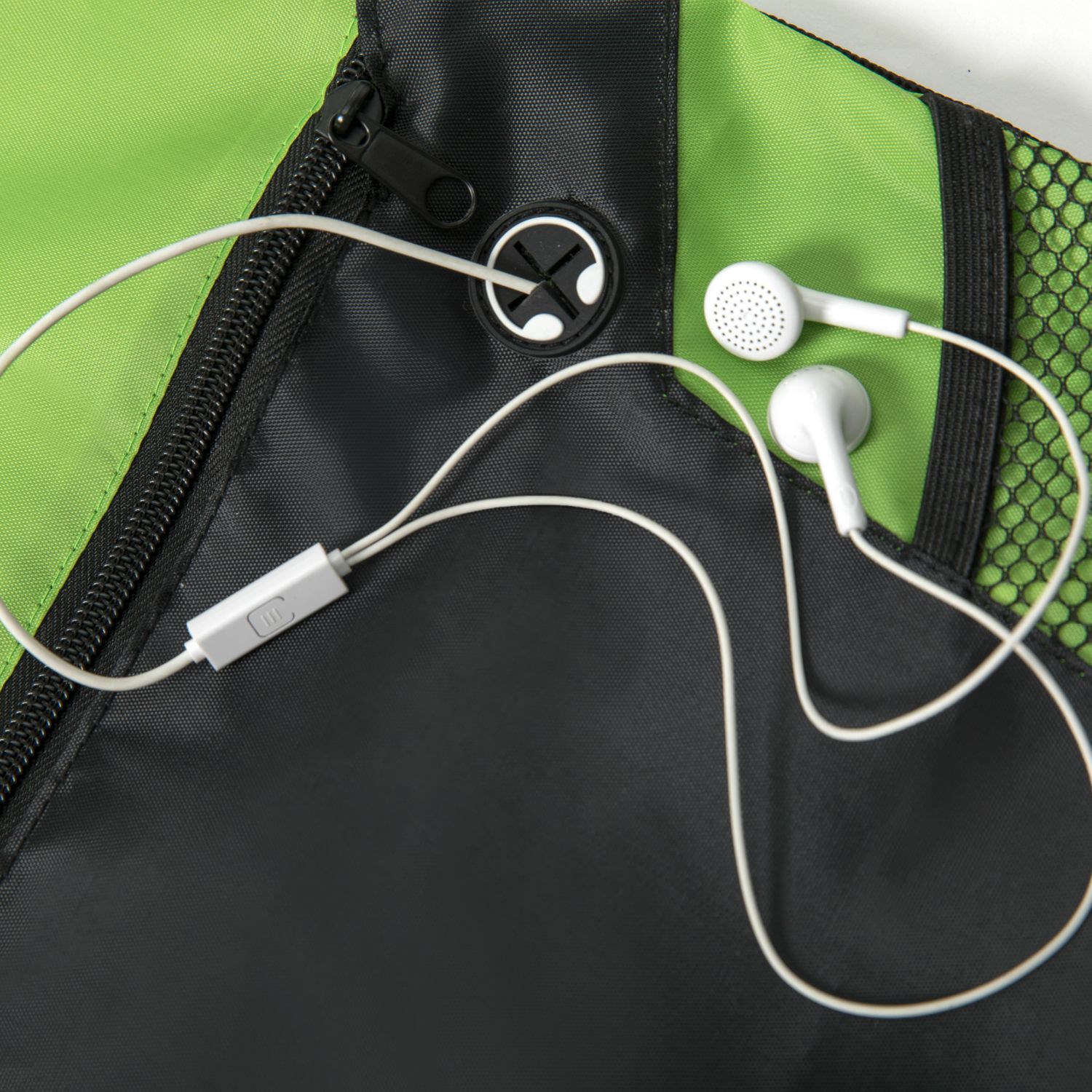 Two-Tone Front Zipper Drawstring Bag with Side Mesh Pocket and Earphone Slot (14" x 18") 10