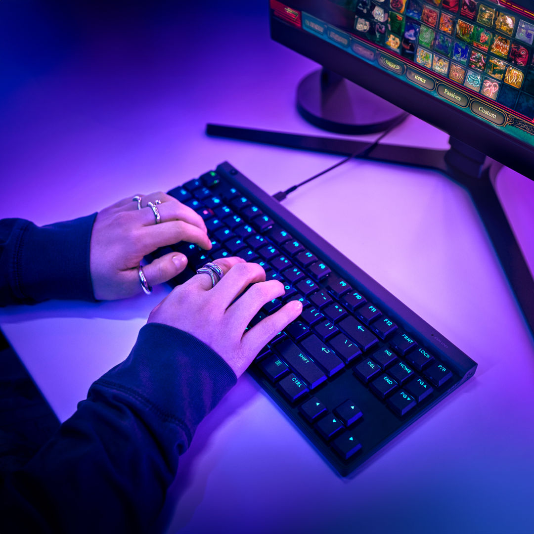Logitech® Lightspeed Gaming Keyboard 3