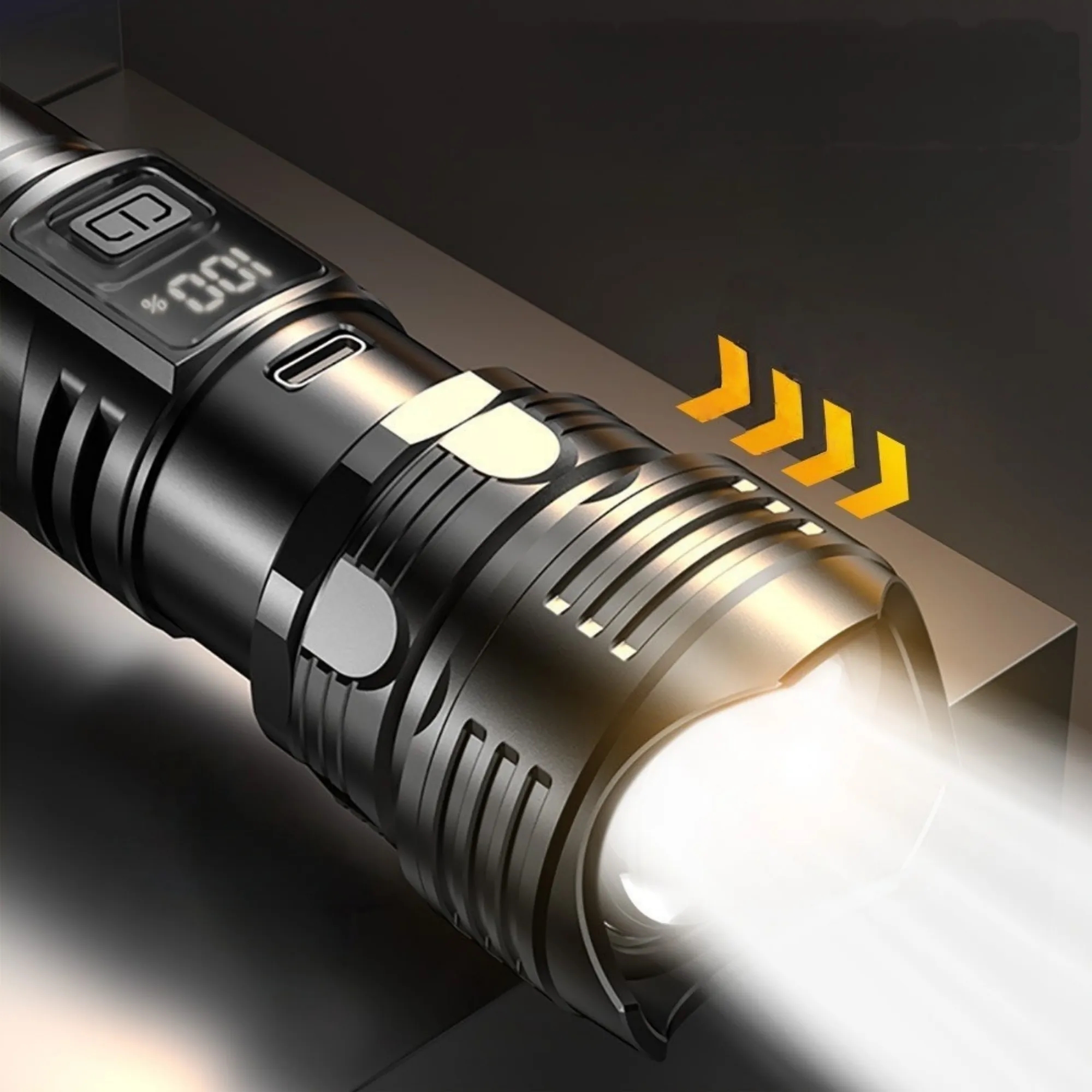Portable High-Intensity Flashlight 4