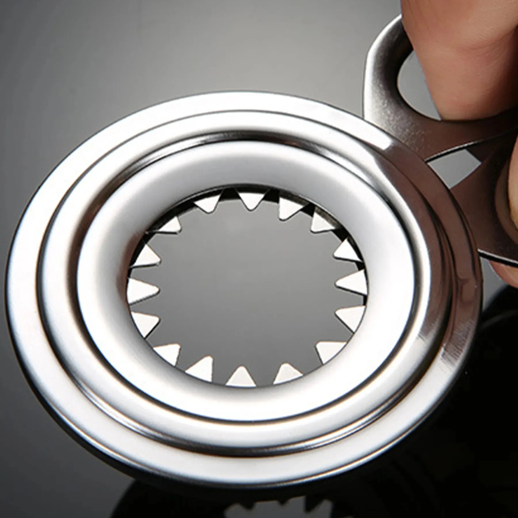 Stainless Steel Manual egg opener 6
