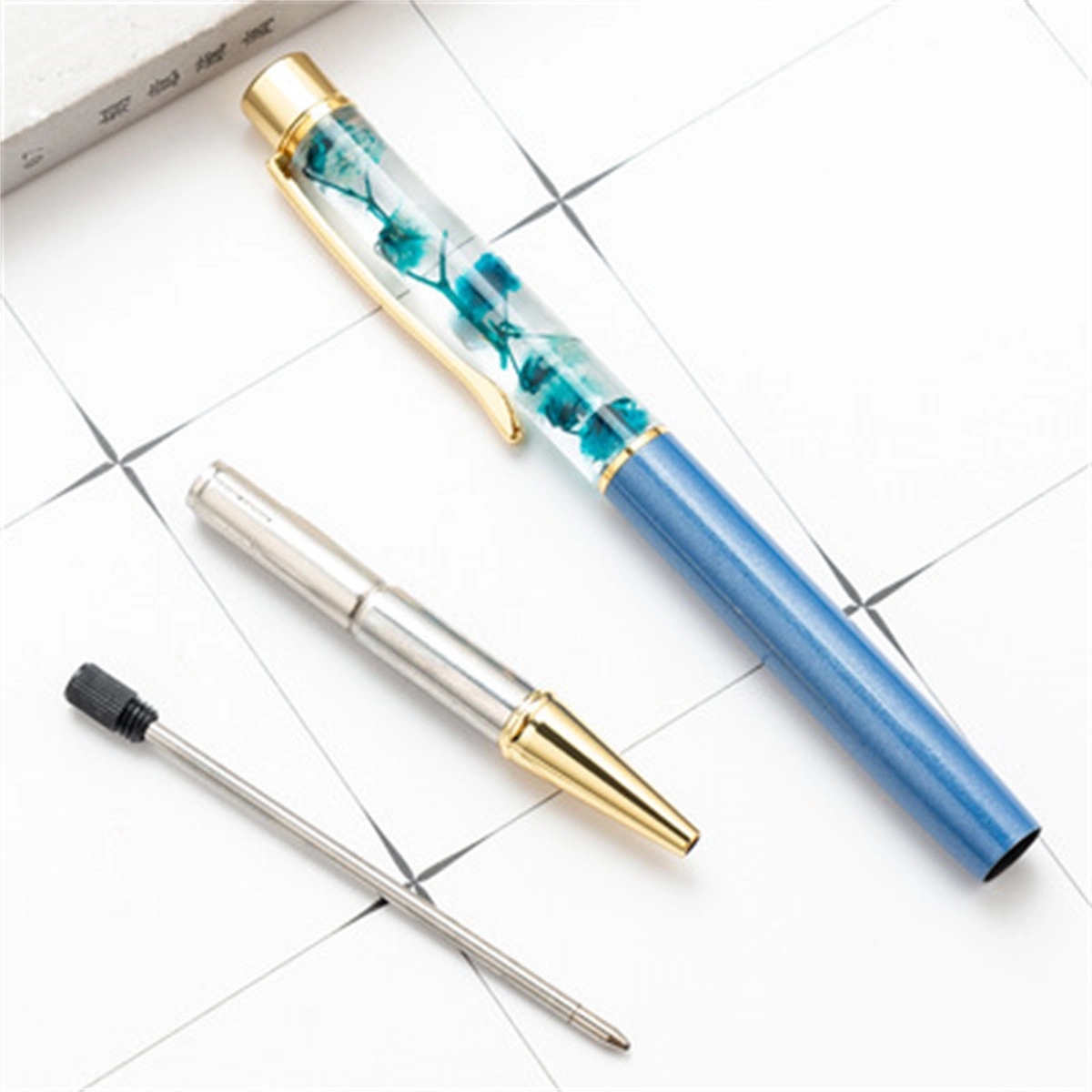 Dynamic Floating Liquid Flower Ballpoint Pen 2